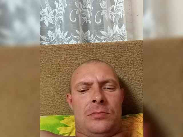 Aleksandr5538 Live Webcam on BongaCams