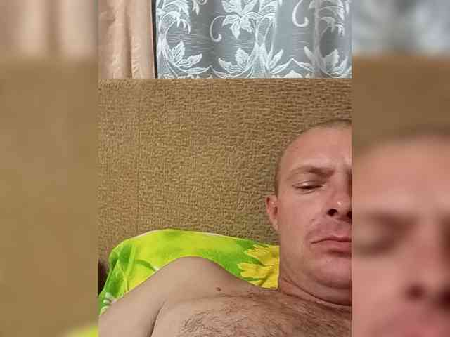 Aleksandr5538 Live Webcam on BongaCams
