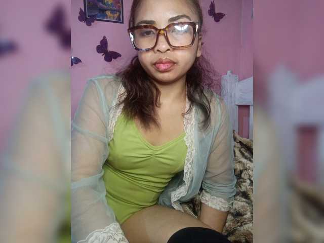 Ashlii live cam on BongaCams