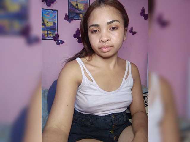 Ashlii live cam on BongaCams
