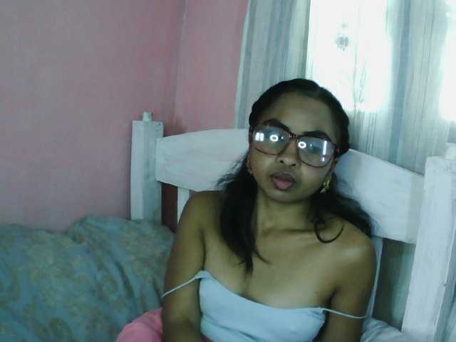 Ashlii live cam on BongaCams
