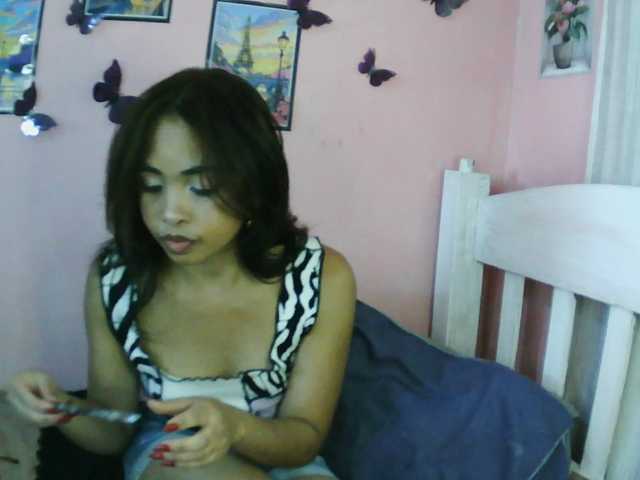 Ashlii live cam on BongaCams