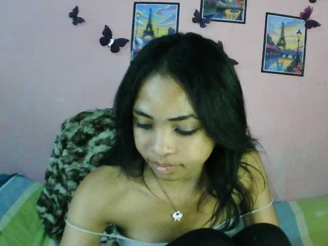 Ashlii live cam on BongaCams