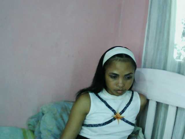 Ashlii live cam on BongaCams