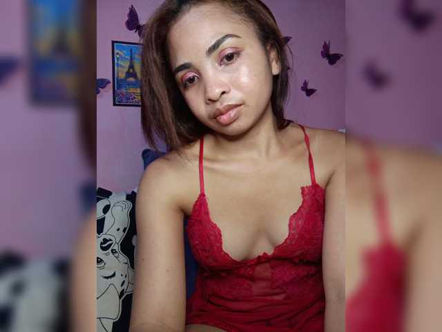 Ashlii live cam preview