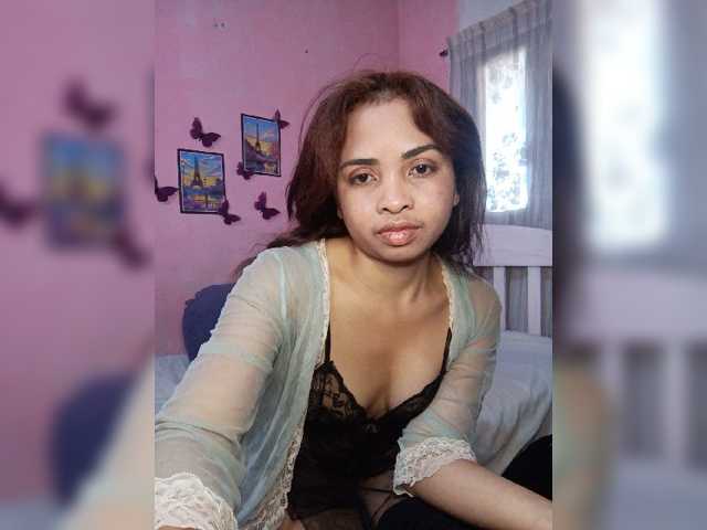 Ashlii live cam on BongaCams