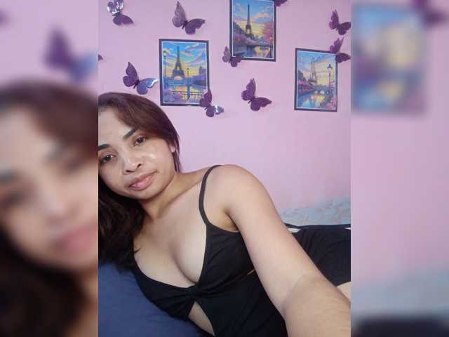 Ashlii live cam on BongaCams