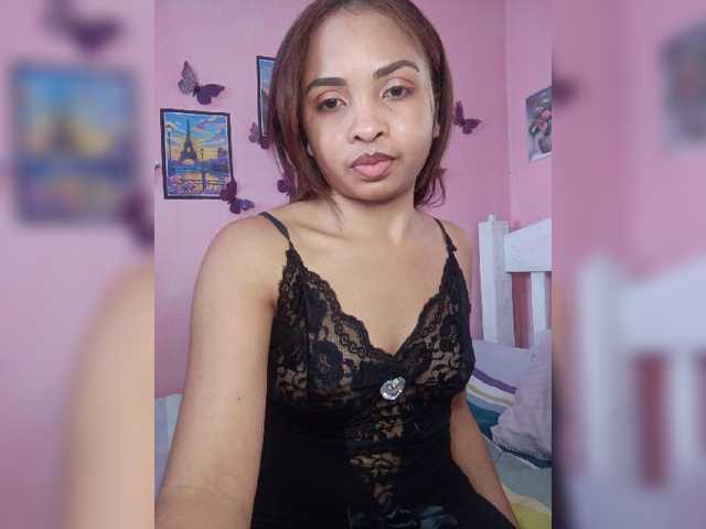 Ashlii live cam on BongaCams