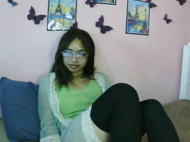 Ashlii live cam on BongaCams