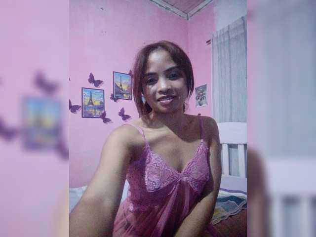 Ashlii live cam on BongaCams