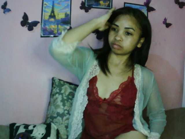 Ashlii live cam on BongaCams