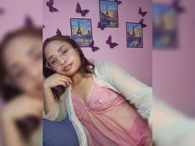 Ashlii live cam preview
