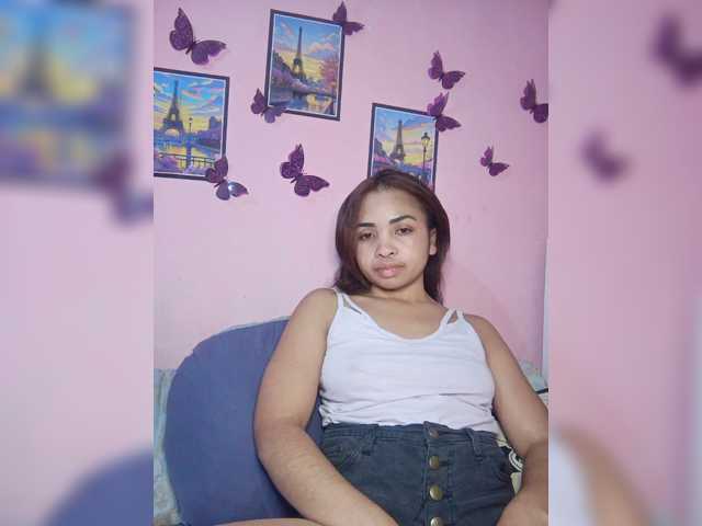 Ashlii live cam on BongaCams