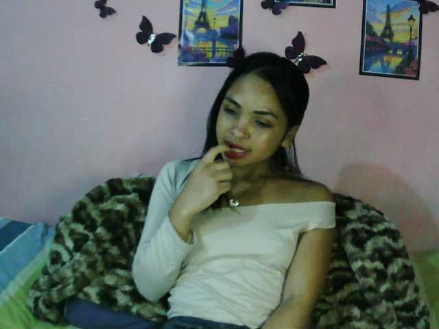 Ashlii live cam on BongaCams