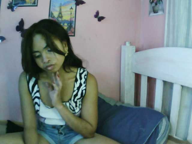 Ashlii live cam on BongaCams