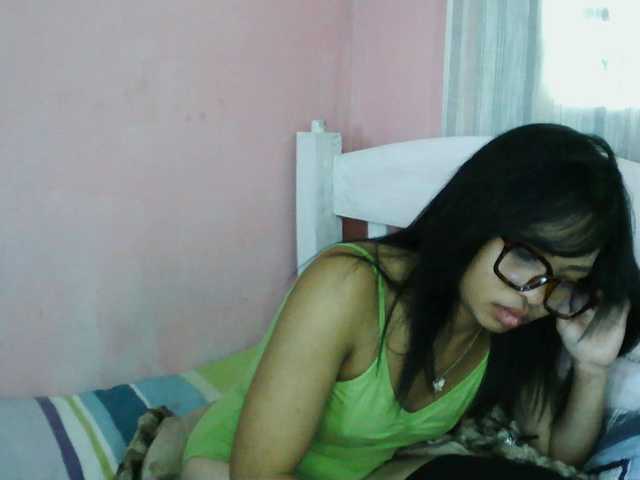 Ashlii live cam on BongaCams