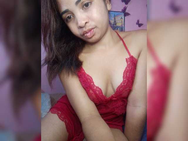 Ashlii live cam on BongaCams