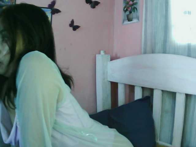 Ashlii live cam on BongaCams