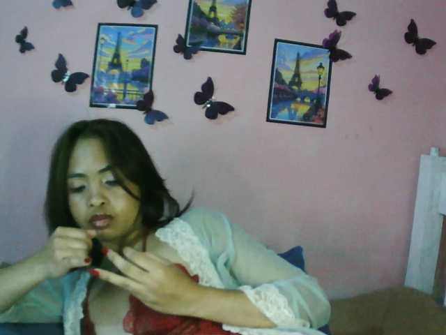 Ashlii live cam on BongaCams
