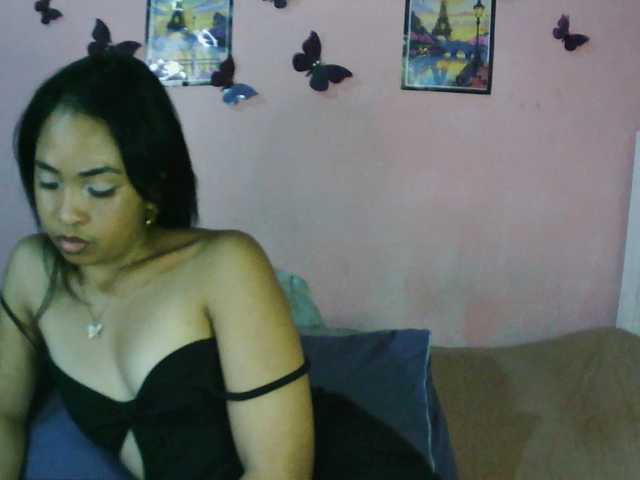 Ashlii live cam on BongaCams