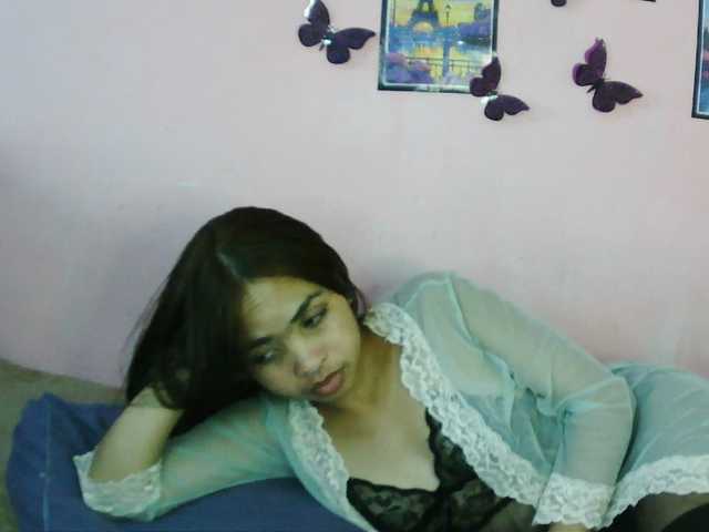 Ashlii live cam on BongaCams