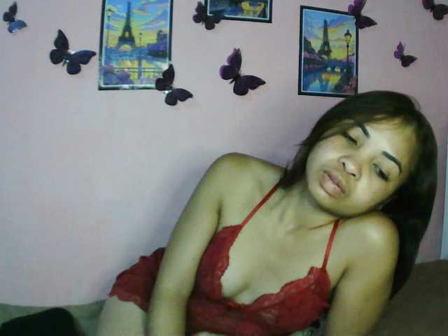 Ashlii live cam preview