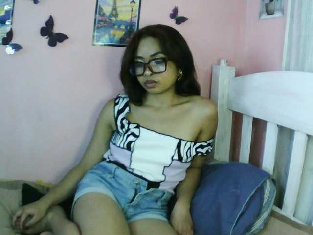 Ashlii live cam on BongaCams