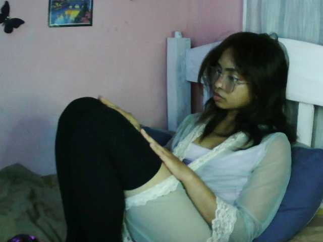 Ashlii live cam preview