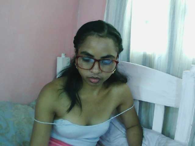 Ashlii live cam on BongaCams