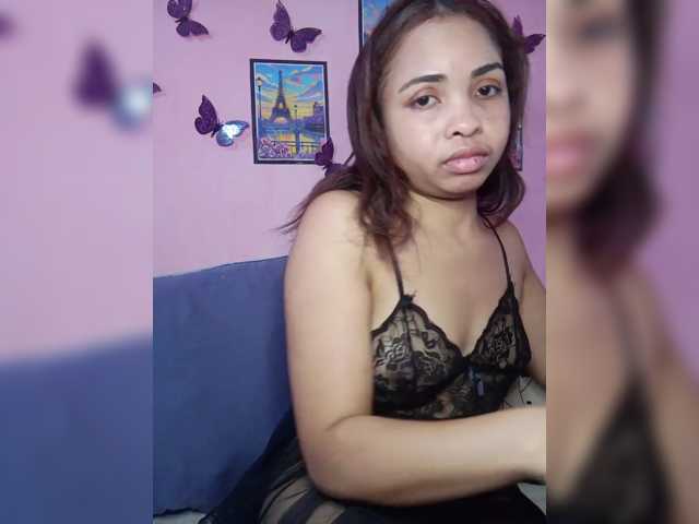 Ashlii live cam on BongaCams