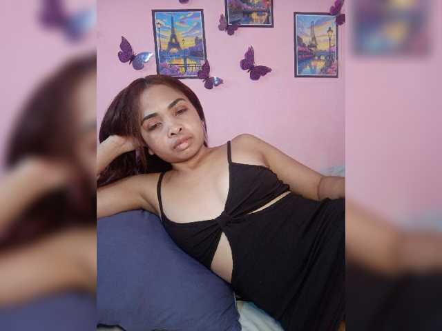 Ashlii live cam on BongaCams