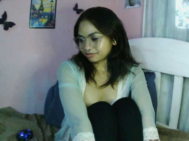 Ashlii live cam on BongaCams