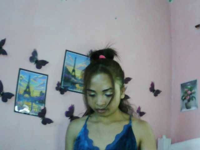 Ashlii live cam on BongaCams