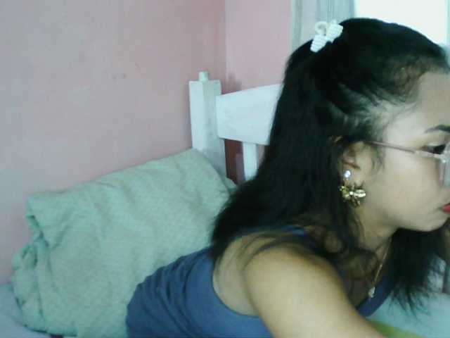 Ashlii live cam on BongaCams