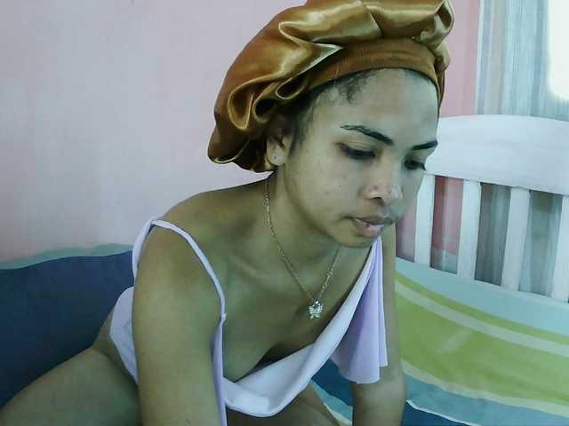 Ashlii live cam on BongaCams