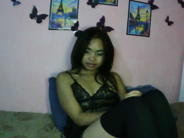Ashlii live cam on BongaCams