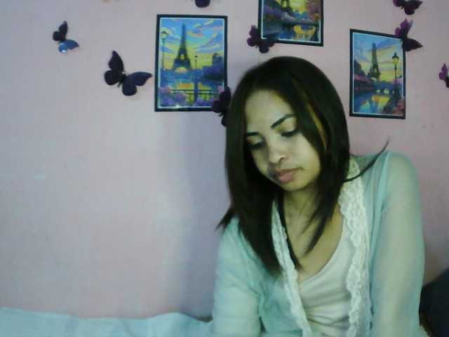 Ashlii live cam on BongaCams