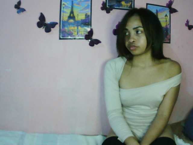 Ashlii live cam on BongaCams