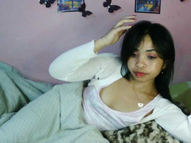 Ashlii live cam on BongaCams