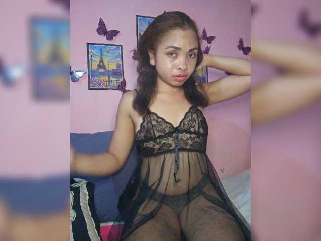 Ashlii live cam on BongaCams