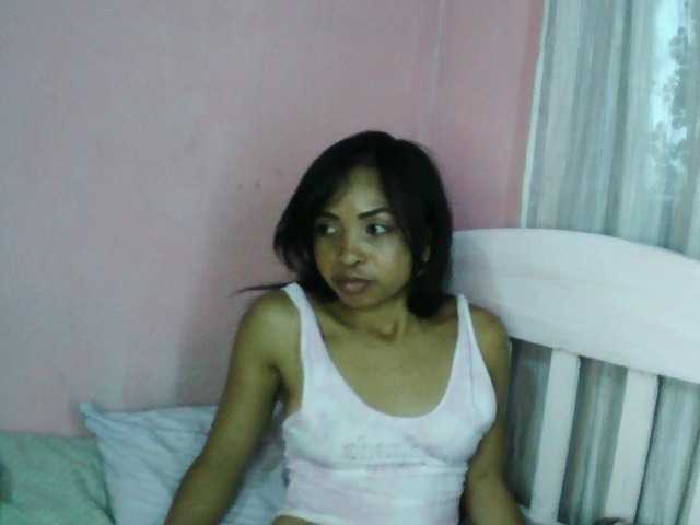 Ashlii live cam on BongaCams
