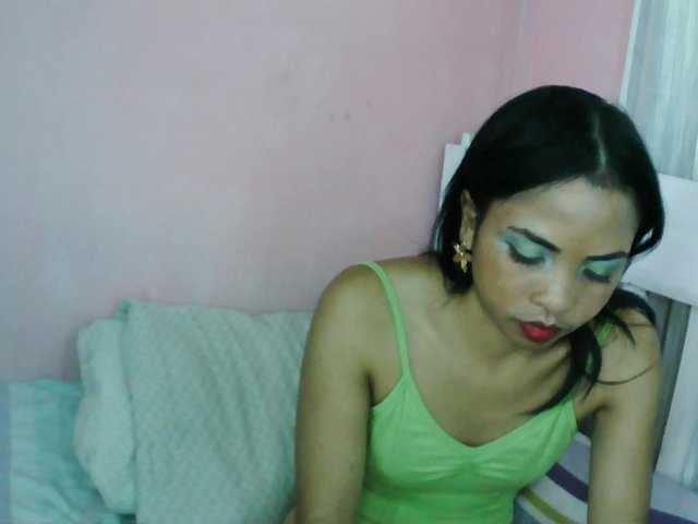 Ashlii live cam on BongaCams