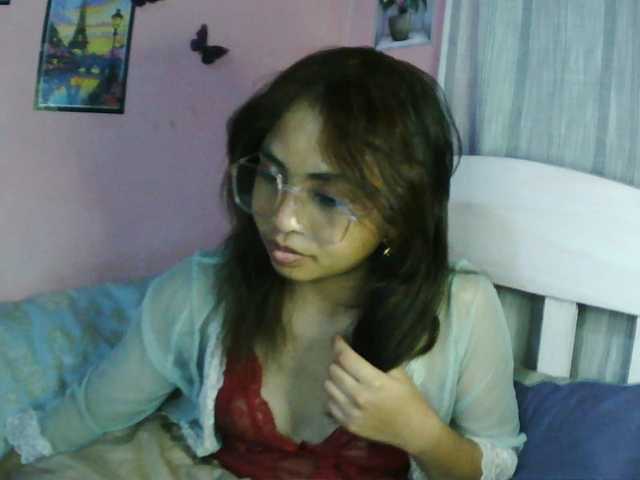 Ashlii live cam preview