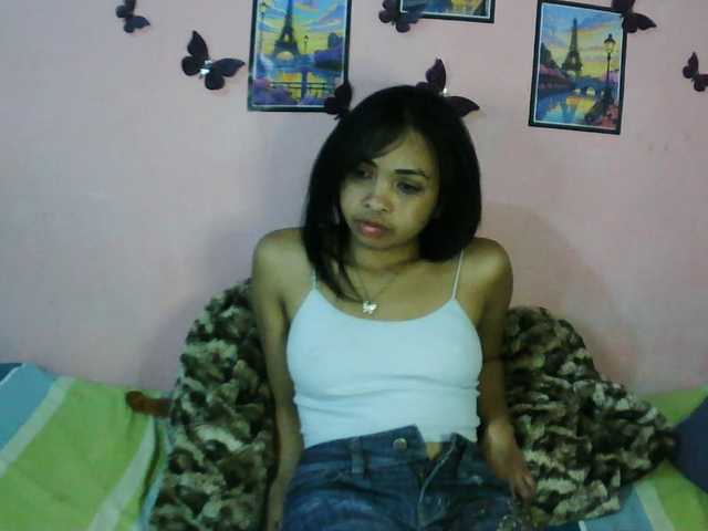 Ashlii live cam on BongaCams