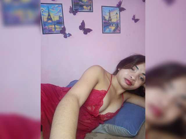 Ashlii live cam on BongaCams