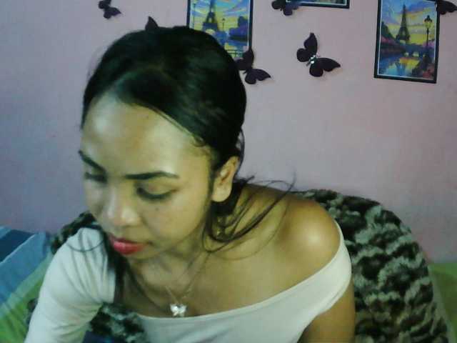 Ashlii live cam on BongaCams