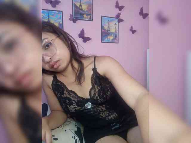 Ashlii webcam
