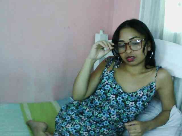 Ashlii webcam