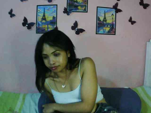 Ashlii webcam