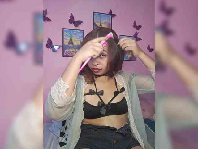 Ashlii webcam